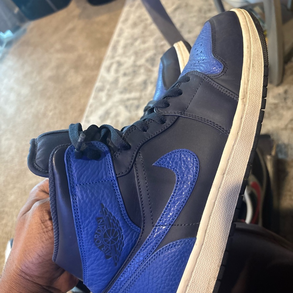 Nike Air Jordan 1 Mid - Navy and Royal Blue
